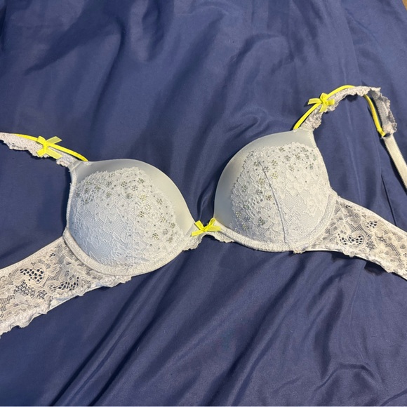 Victoria's Secret Other - Victoria's Secret White Lace Push-Up Bra with Neon Yellow Bow Accents